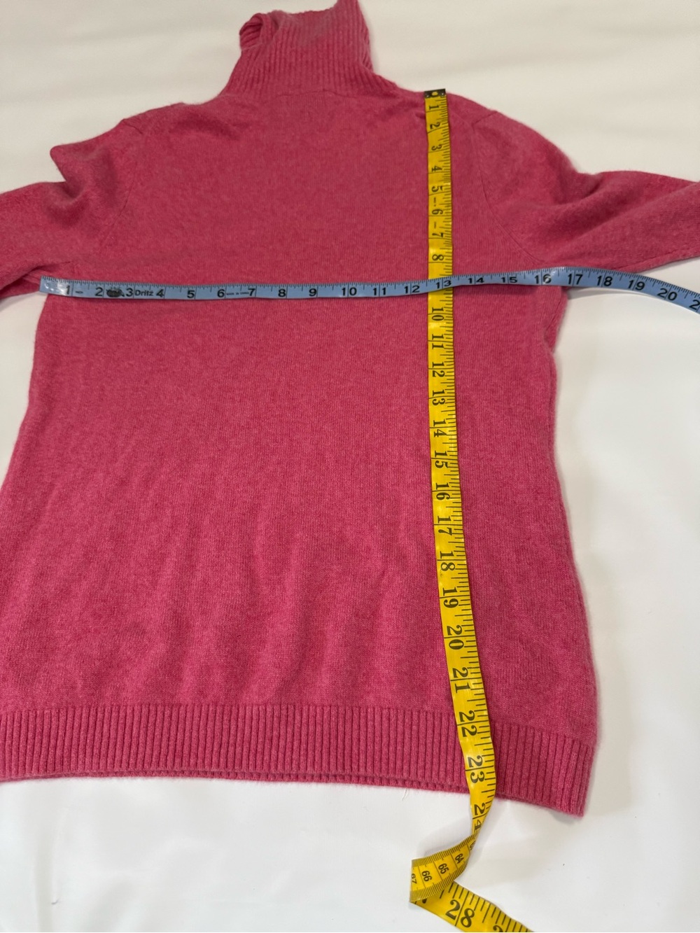 L.L. Bean Rose Pink 100% cashmere Turtleneck Sweater size medium - Picture 9 of 10